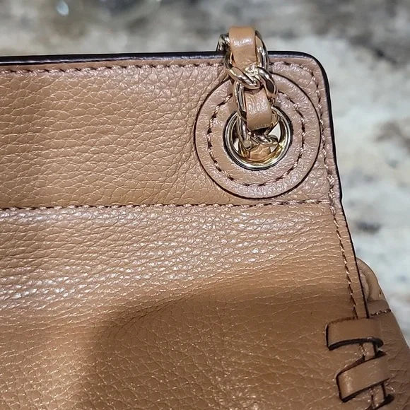 Tory Burch EUC Leather Flap Saddle Bag - Picture 10 of 16